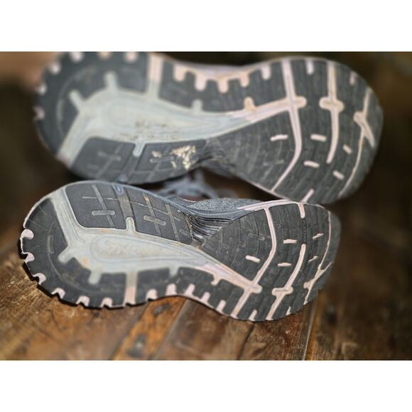 Brooks Womens Adrenaline GTS 18 1202681B005 Purple Gray‎ Running Shoes Size 11.5 - Picture 13 of 14